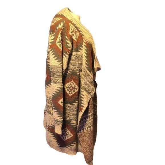 Southwestern Pattern Knit Fabric Cardigan By Debut Women’s Size S/M - Picture 4 of 7